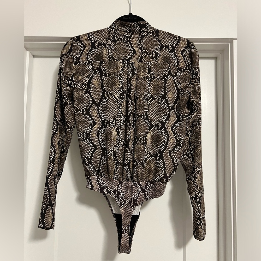 Aritzia Babaton Ambrose Bodysuit Size XS - Picture 3 of 10